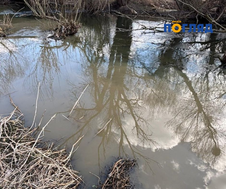 У Бучанському районі зафіксовано масштабний вилив каналізаційних вод у річку Буча (ФОТО) - зображення